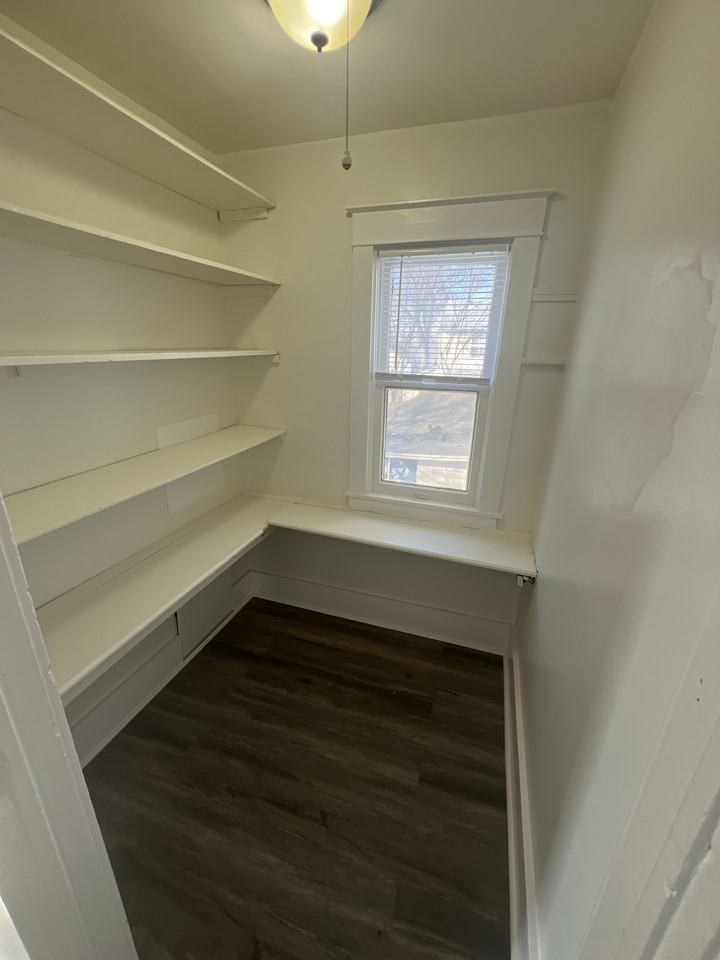 875 Burr St #2 - Photo 4 of 11