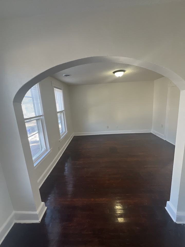 875 Burr St #2 - Photo 6 of 11