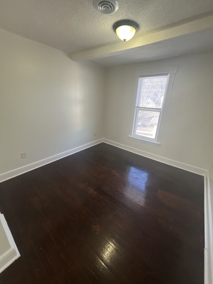 875 Burr St #2 - Photo 7 of 11