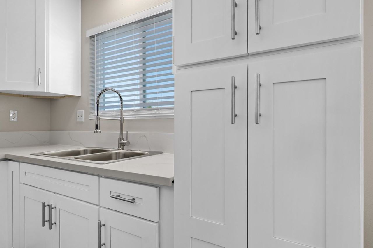 NC18 Apartments - Photo 5 of 15