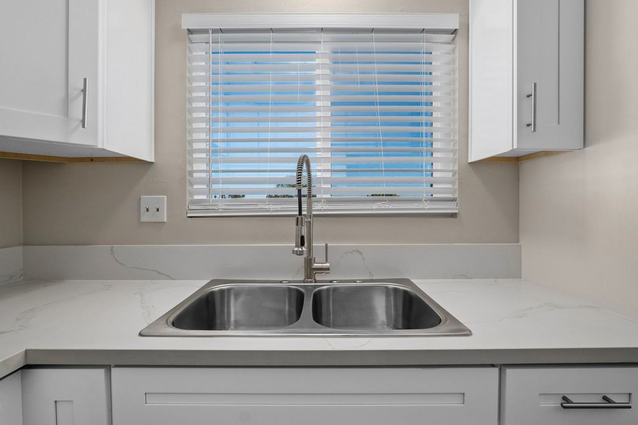 NC18 Apartments - Photo 6 of 15