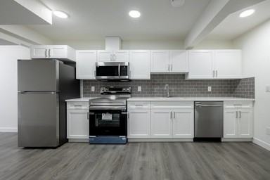 9823 107 Ave Bsmt #9823BS - Photo 2 of 15