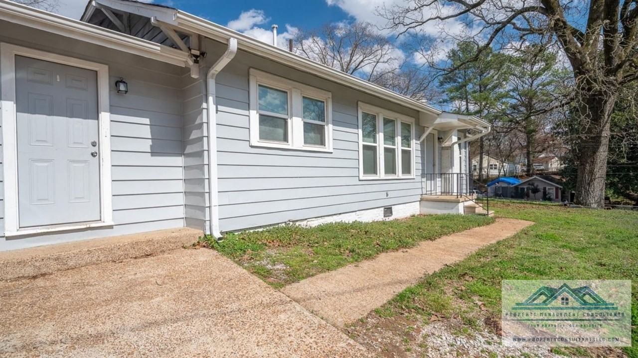 901 Hermitage Dr #1 - Photo 5 of 31