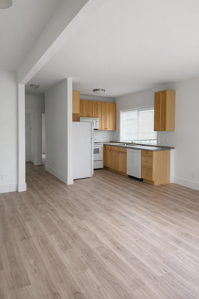 1732 Martin Luther King Jr Way S #D - Photo 2 of 8