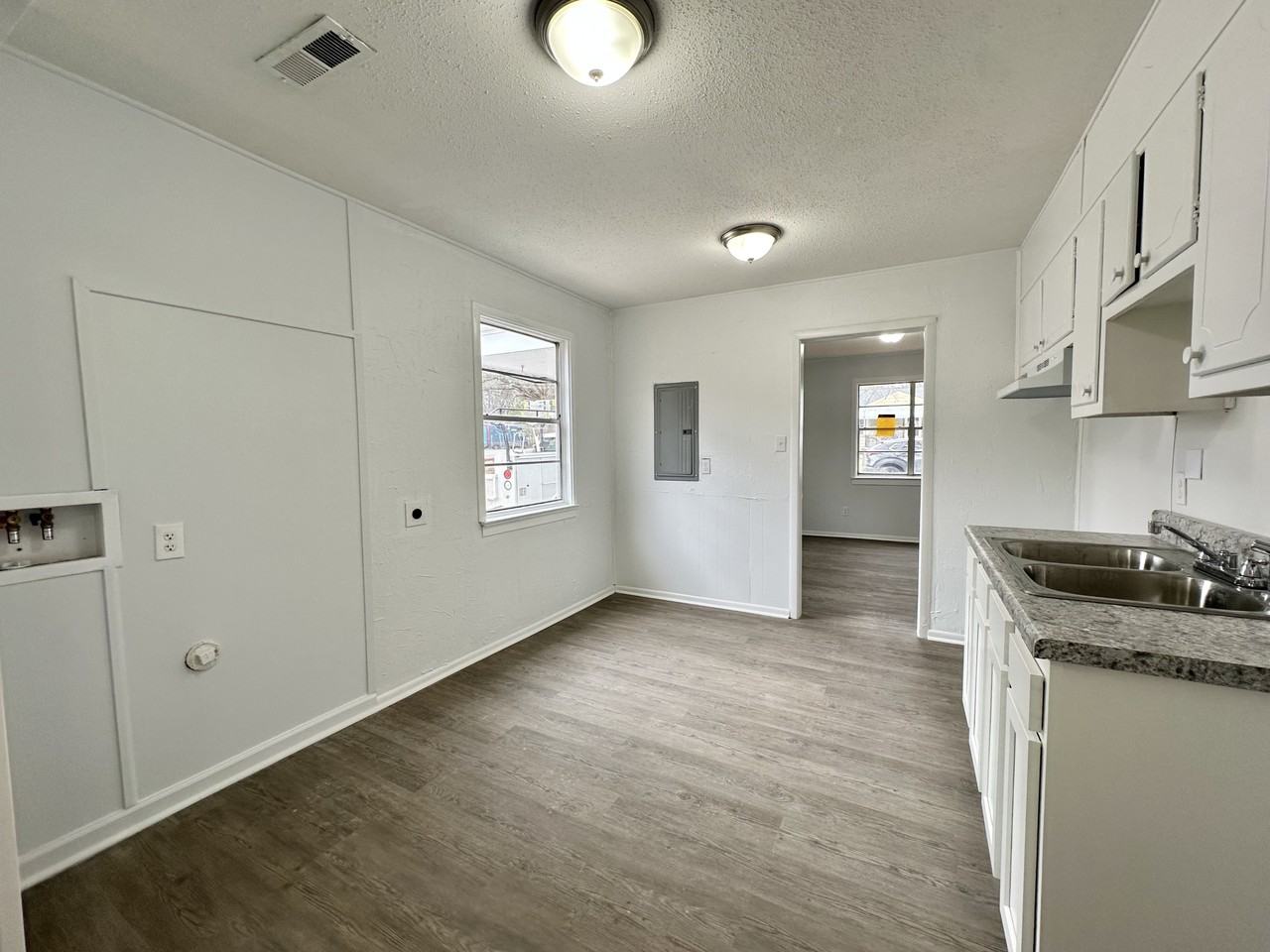 80 Wilkes Cir #1 - Photo 4 of 8