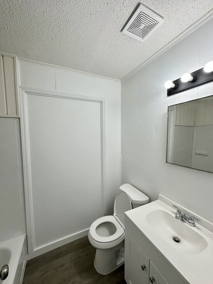 80 Wilkes Cir #1 - Photo 7 of 8