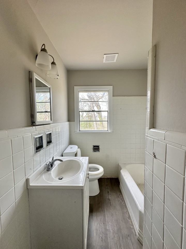 7824 Rugby Ct #1 - Photo 6 of 12