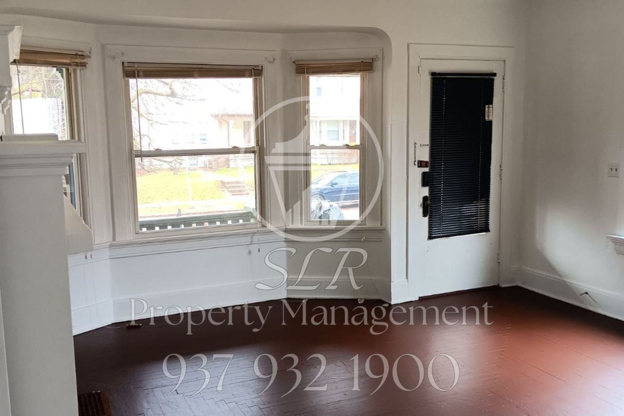 541 Grafton Ave #541 - Photo 3 of 14