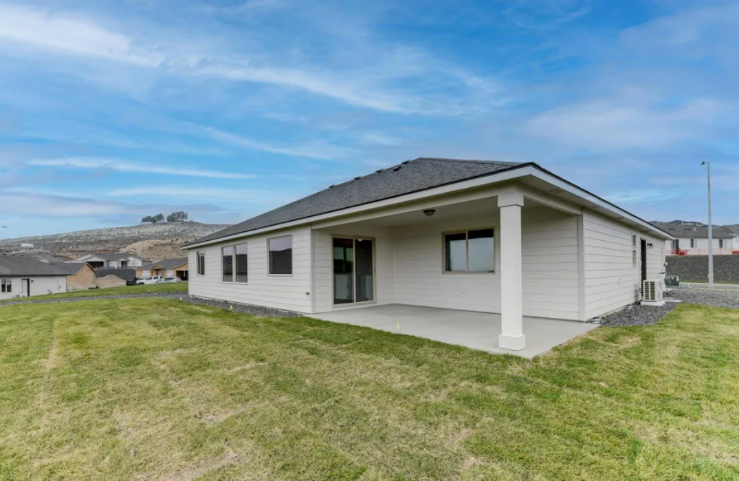 6089 W 31st Ave #1 - Photo 3 of 10