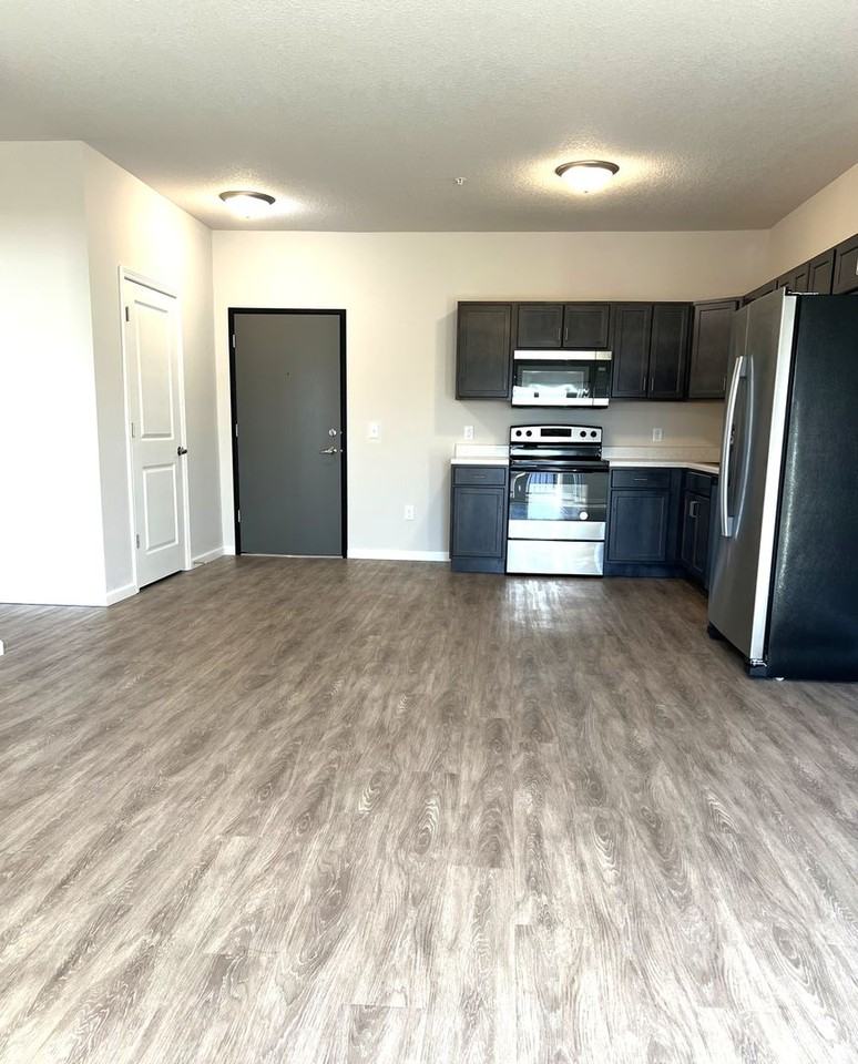 Ohana Apartments - Photo 5 of 36