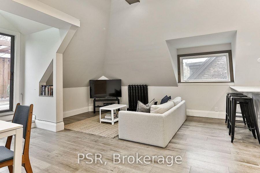 264 Dovercourt Road - Photo 7 of 16