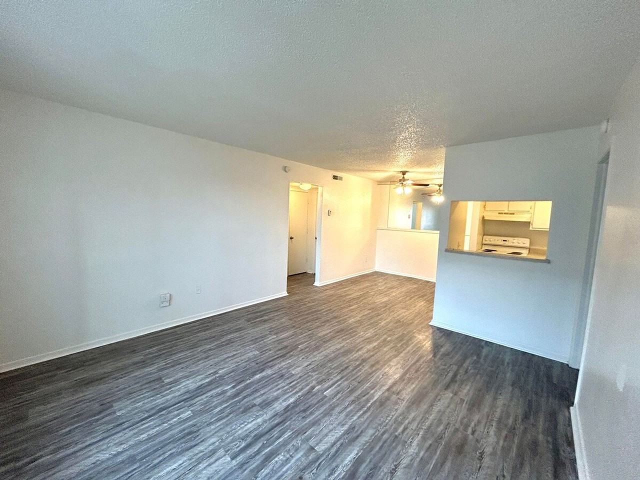 5901 S May Ave - Photo 6 of 24