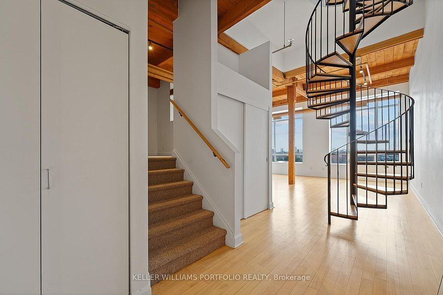 993 Queen Street West #PH21 - Photo 5 of 24