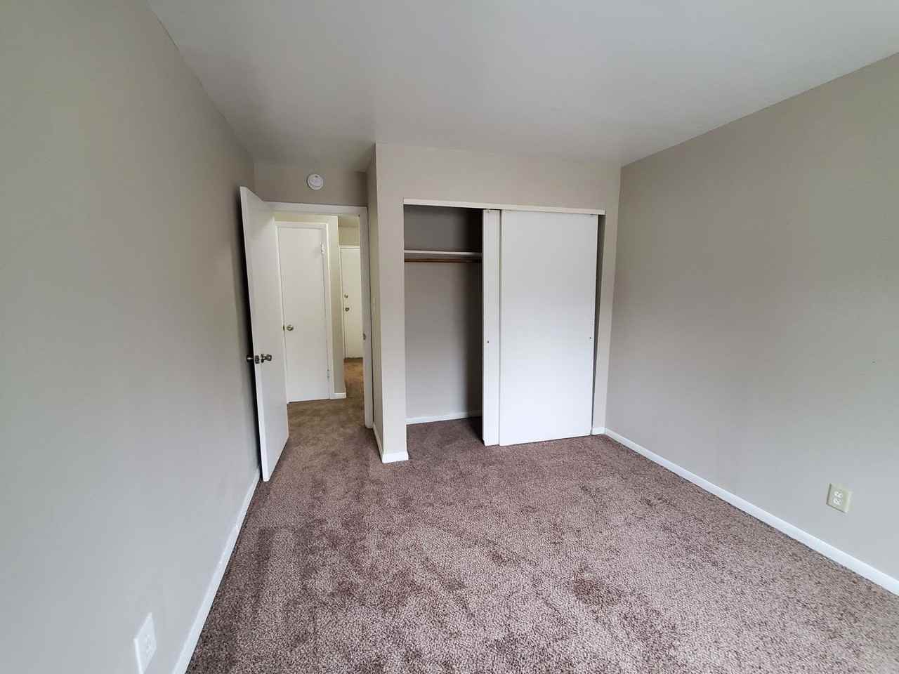 River Oaks Apartments - Photo 7 of 30