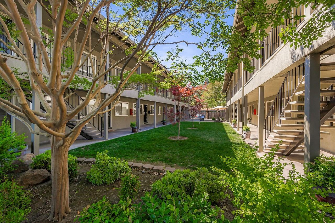 Jack Scott Apartments - Photo 2 of 12