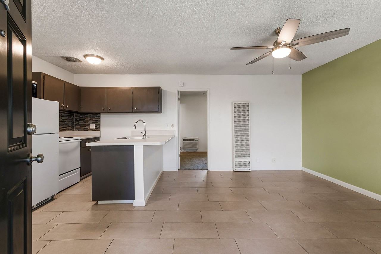 Jack Scott Apartments - Photo 4 of 12