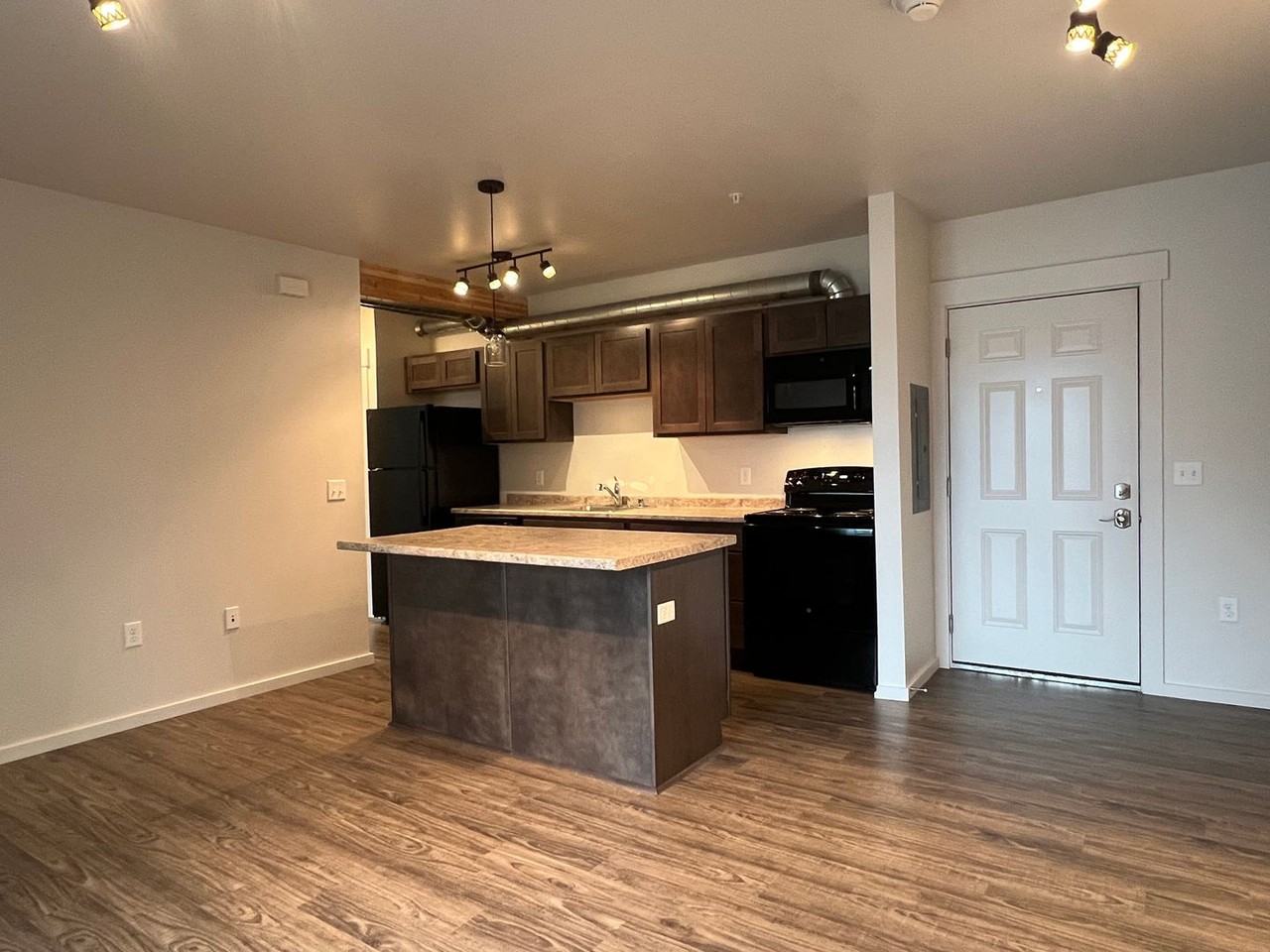 1026 W 1st St Unit C202 #C202 - Photo 2 of 9