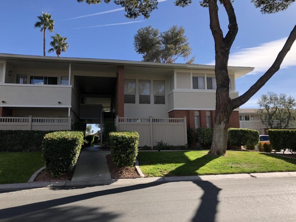 2822 Loveland Dr - Photo 3 of 12