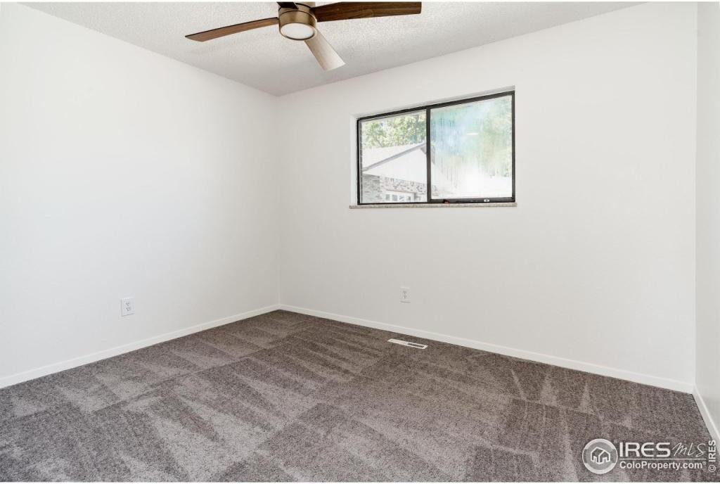 Bismarck Ave - Photo 6 of 6