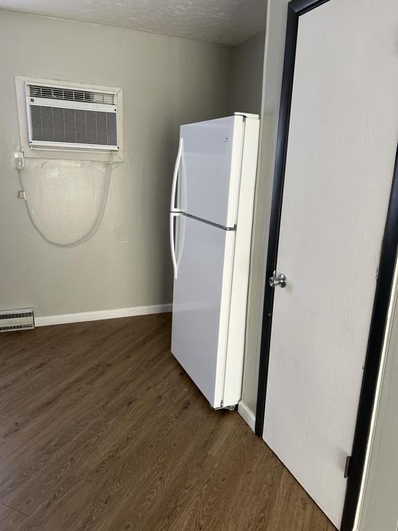 623 N Bryan Ave ##20 - Photo 3 of 10