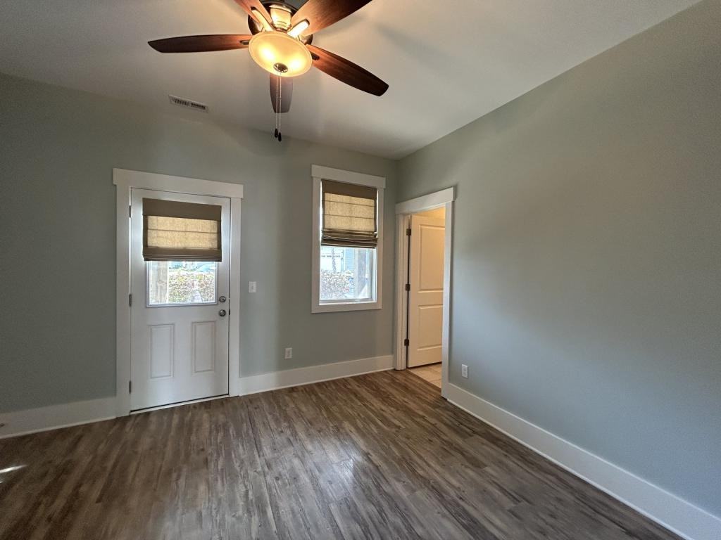 6008 Richard Bradley Dr - Photo 6 of 41