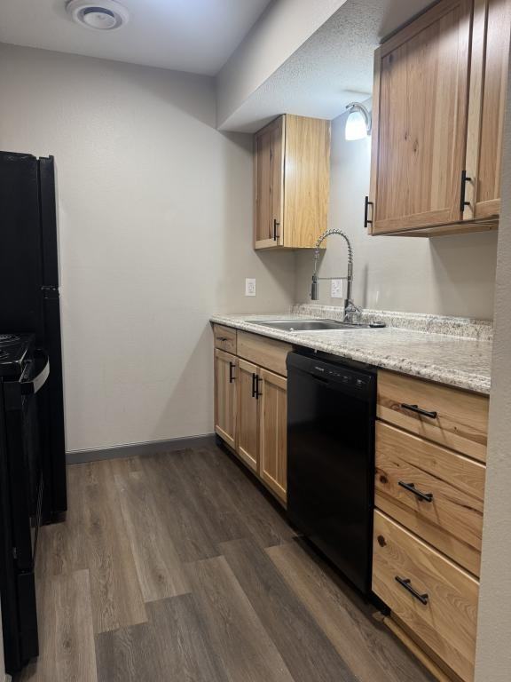 408 W Cale St #3 - Photo 4 of 7