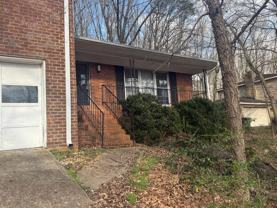 723 Versailles Dr Se - Photo 1 of 1