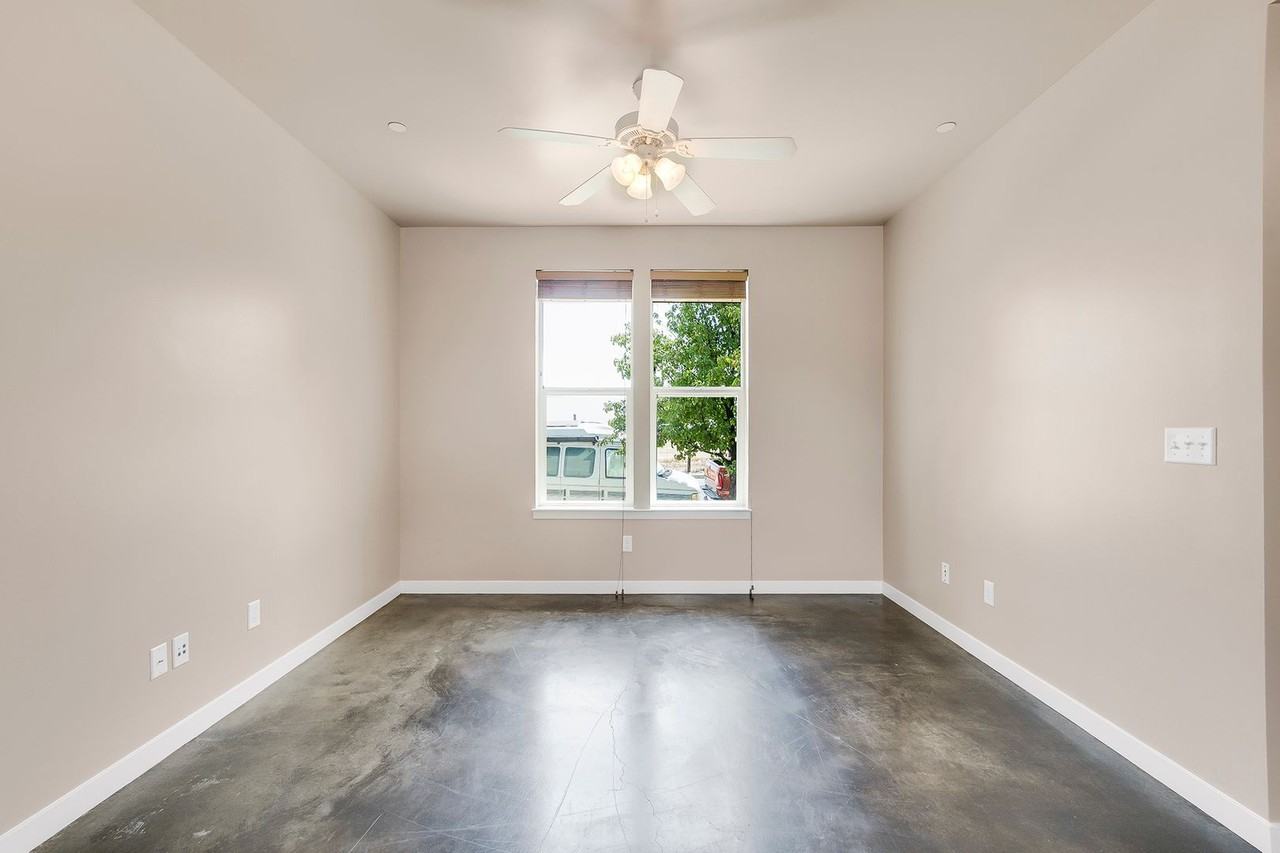 2214 Hutchinson St #102 - Photo 4 of 13