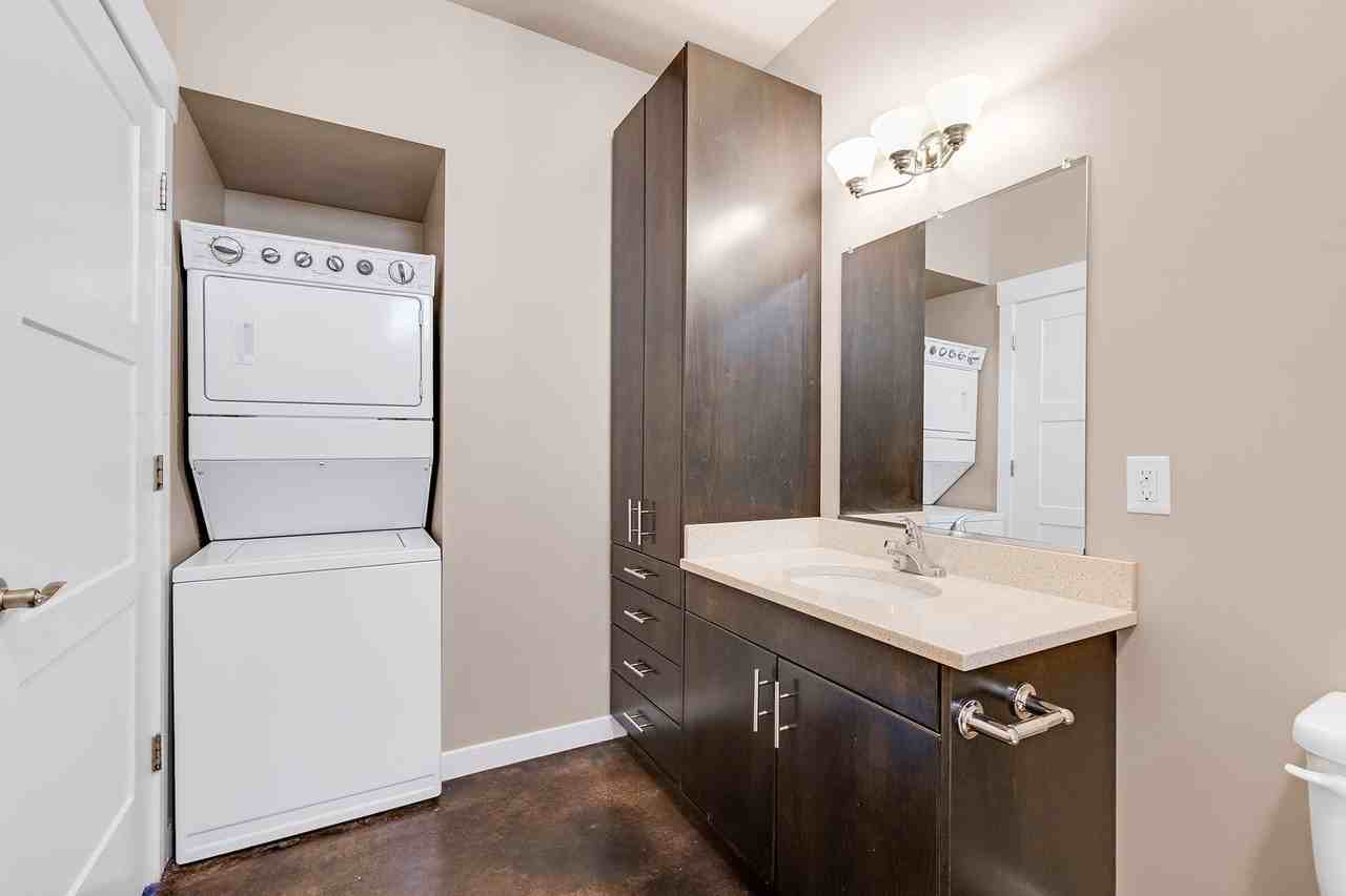 2602 E 20th St #101 - Photo 7 of 14