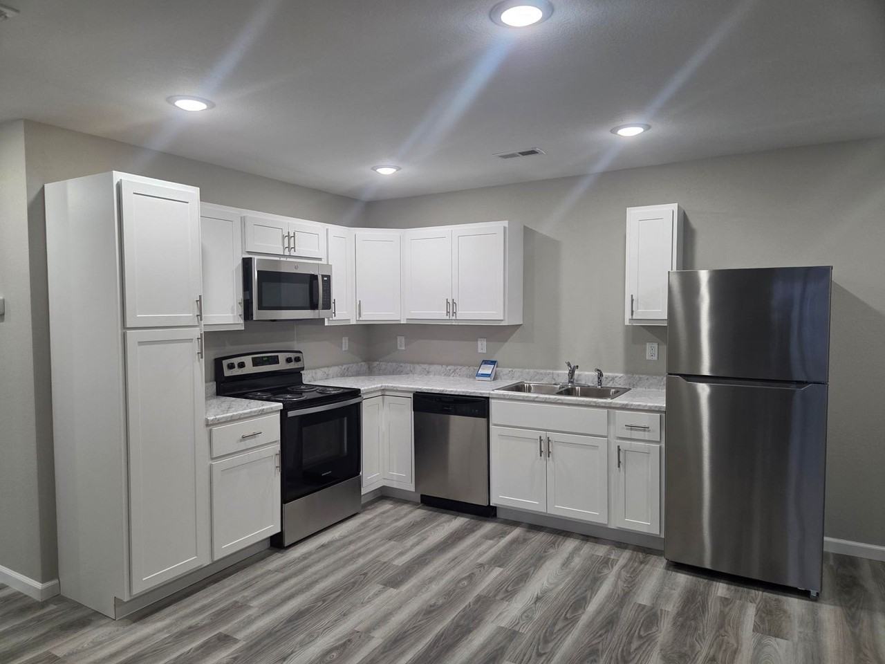 Willow Grove Apartments - Photo 2 of 50