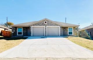 309 Olaf Dr #B - Photo 1 of 1