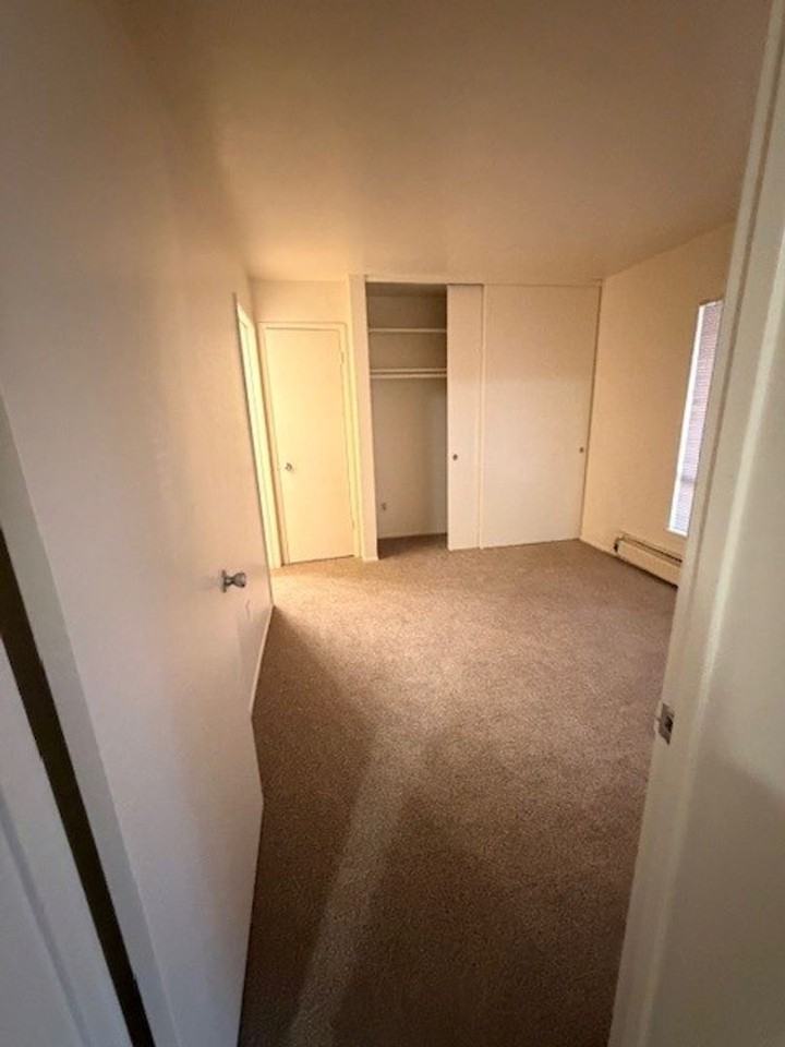 725 Kearney - Photo 6 of 40