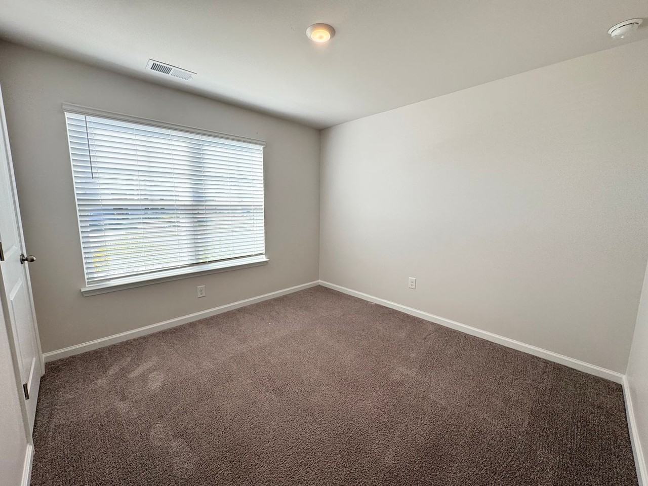 1040 Corn Husk Loop - Photo 3 of 16