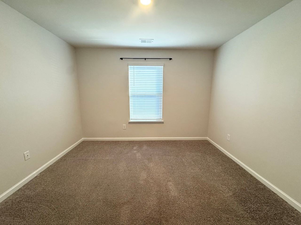 1040 Corn Husk Loop - Photo 6 of 16