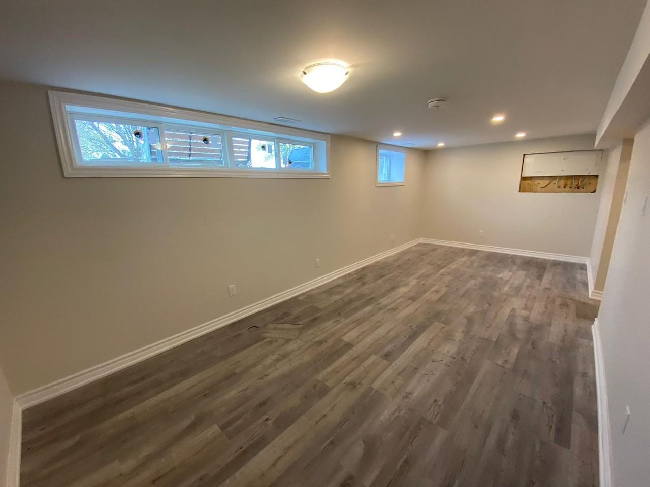 97 Shropshire Dr #2 - Photo 4 of 10