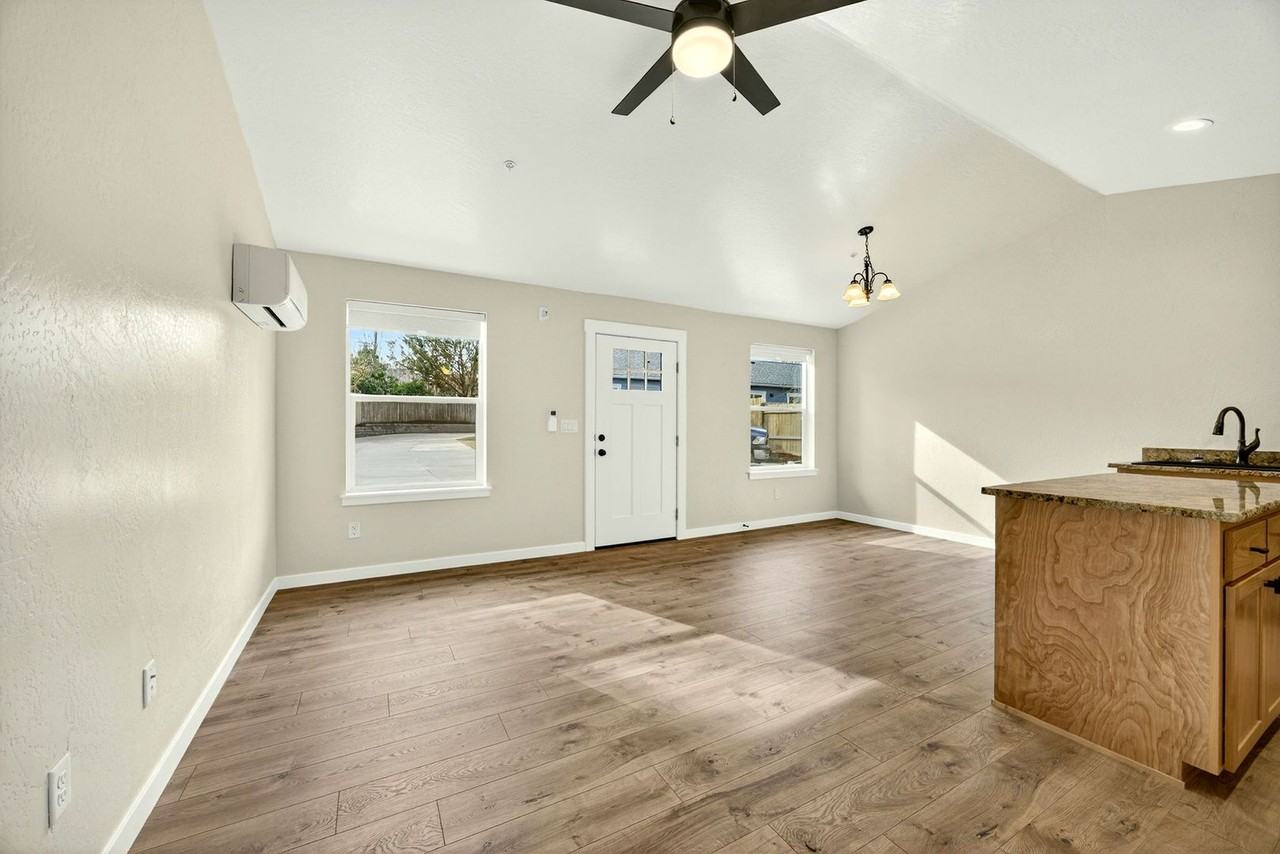 530 G St #2 - Photo 7 of 15