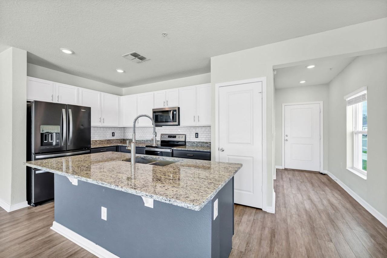 2265 Carrabelle Way - Photo 4 of 27