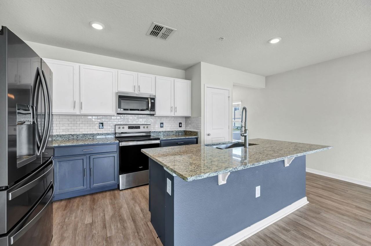 2265 Carrabelle Way - Photo 7 of 27