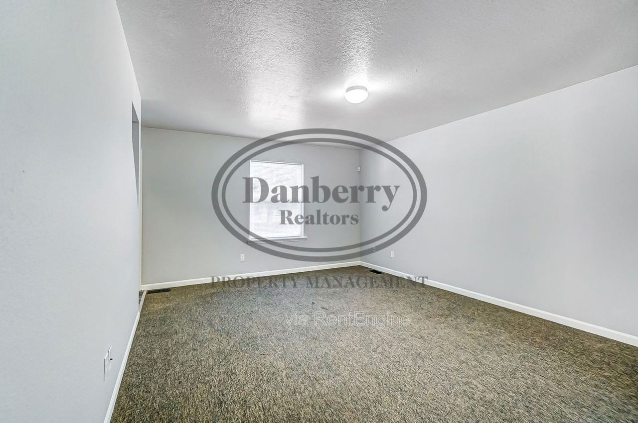 3571 Turret Green Dr #1 - Photo 6 of 50