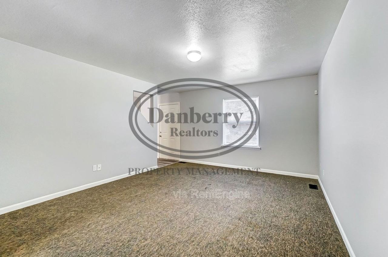 3571 Turret Green Dr #1 - Photo 7 of 50