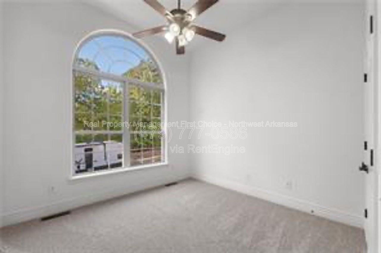 1 Dent Ln - Photo 4 of 13