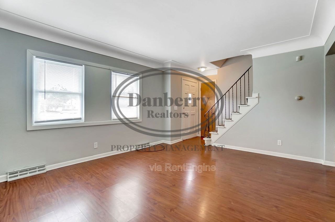 1115 Secor Rd #1 - Photo 5 of 43