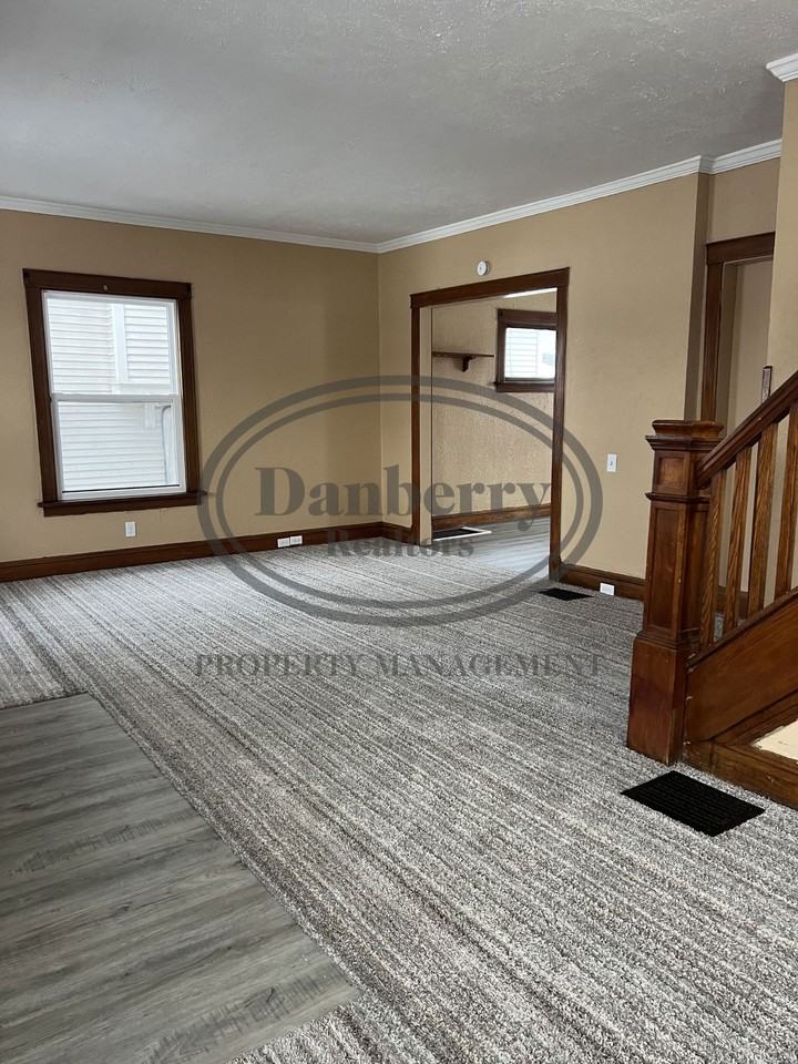 2416 Lawton Ave #1 - Photo 2 of 15