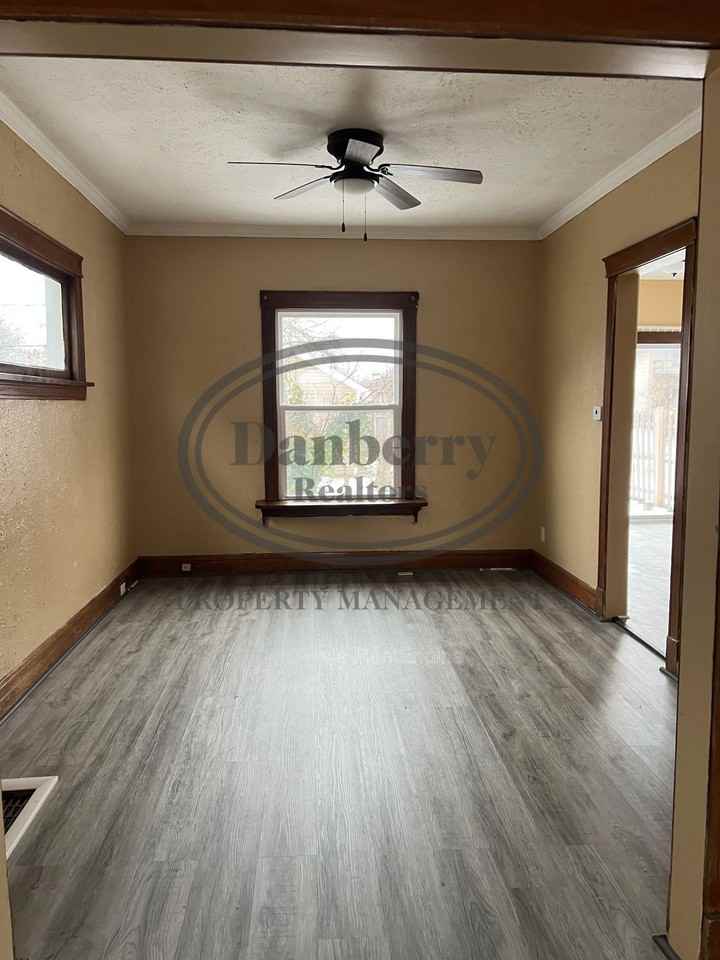 2416 Lawton Ave #1 - Photo 4 of 15