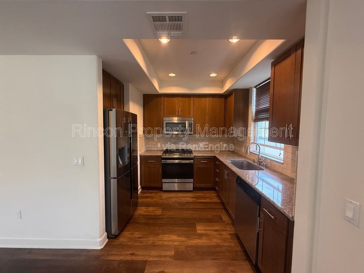 130 N Garden St #3243 - Photo 2 of 14
