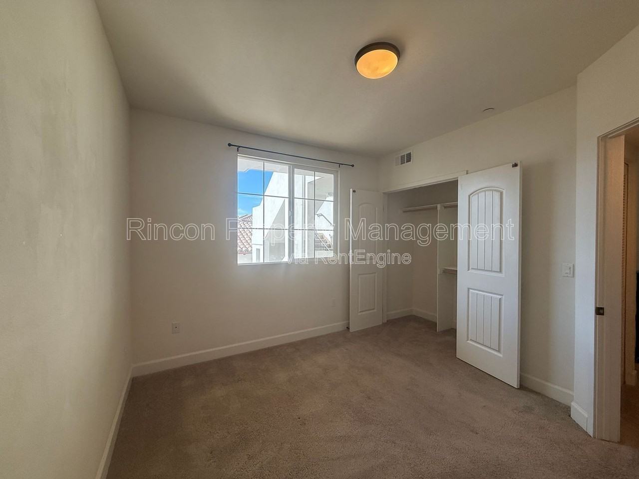 130 N Garden St #3243 - Photo 4 of 14