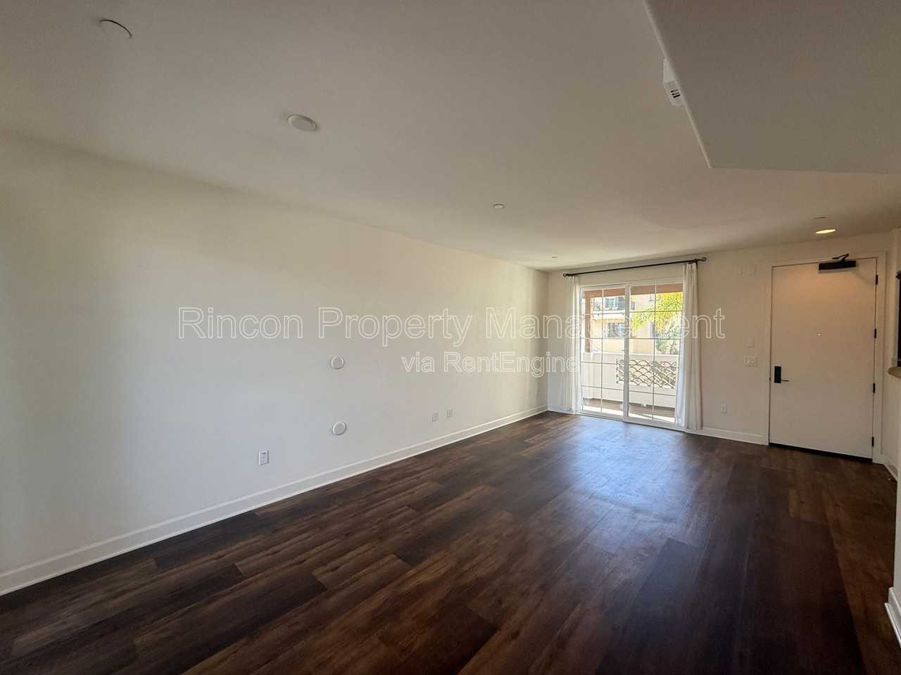 130 N Garden St #3243 - Photo 6 of 14