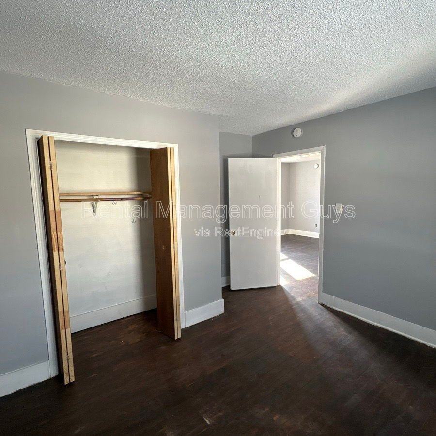 2931 Bryant Ave N #2 - Photo 5 of 18