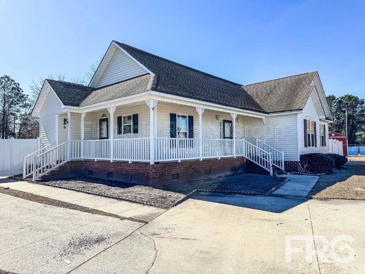 2104 Beauvoir Ct - Photo 2 of 5