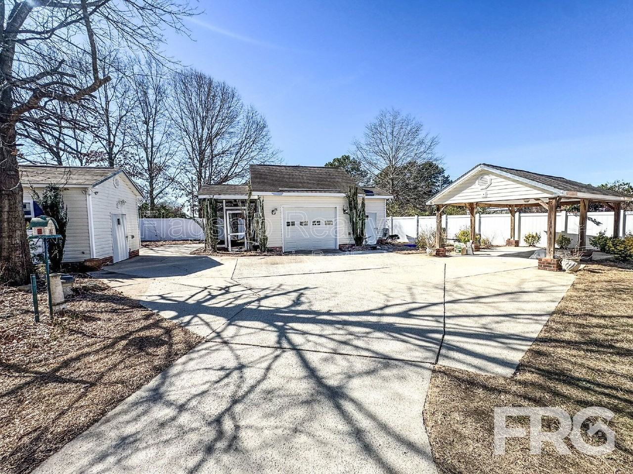 2104 Beauvoir Ct - Photo 5 of 5